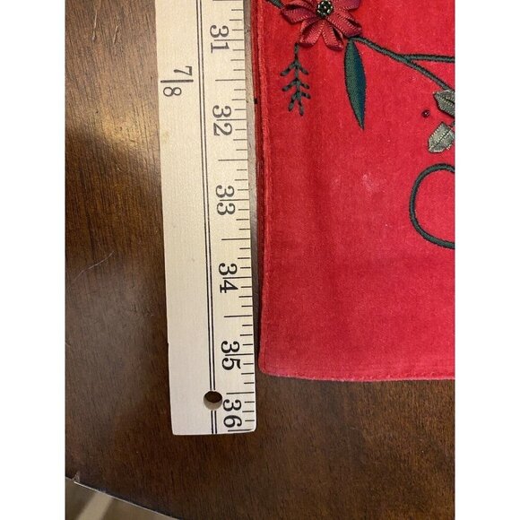 5 Christmas Placemats Red Velvet 100% Cotton ~ 14" x 19" Matching Table Runner - Picture 5 of 11